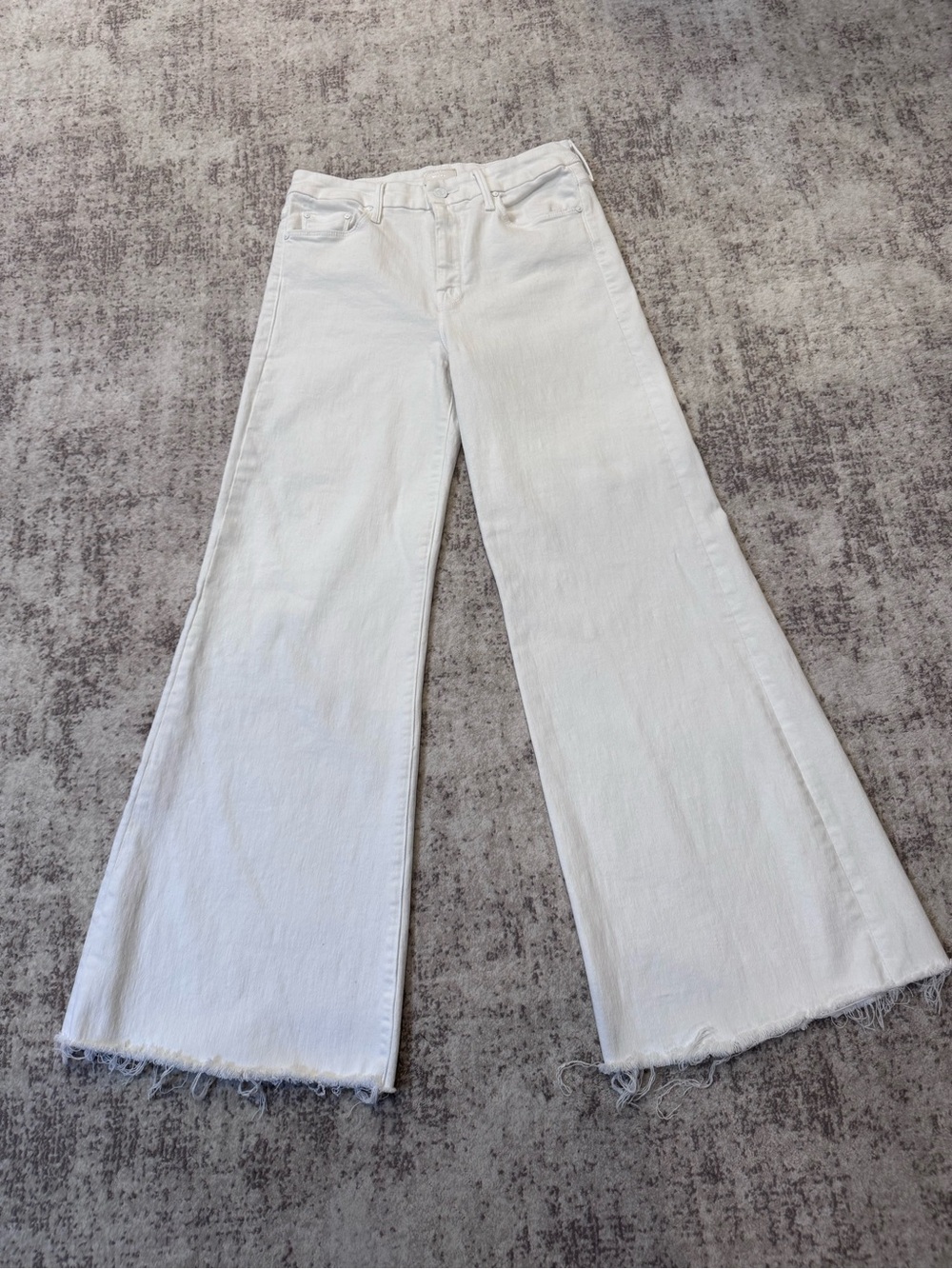 MOTHER White High-Rise Flare Jeans with Frayed Hem color: fairest of them all